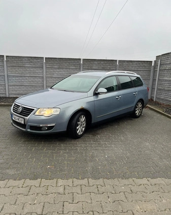 Volkswagen Passat cena 9900 przebieg: 390000, rok produkcji 2009 z Wągrowiec małe 379